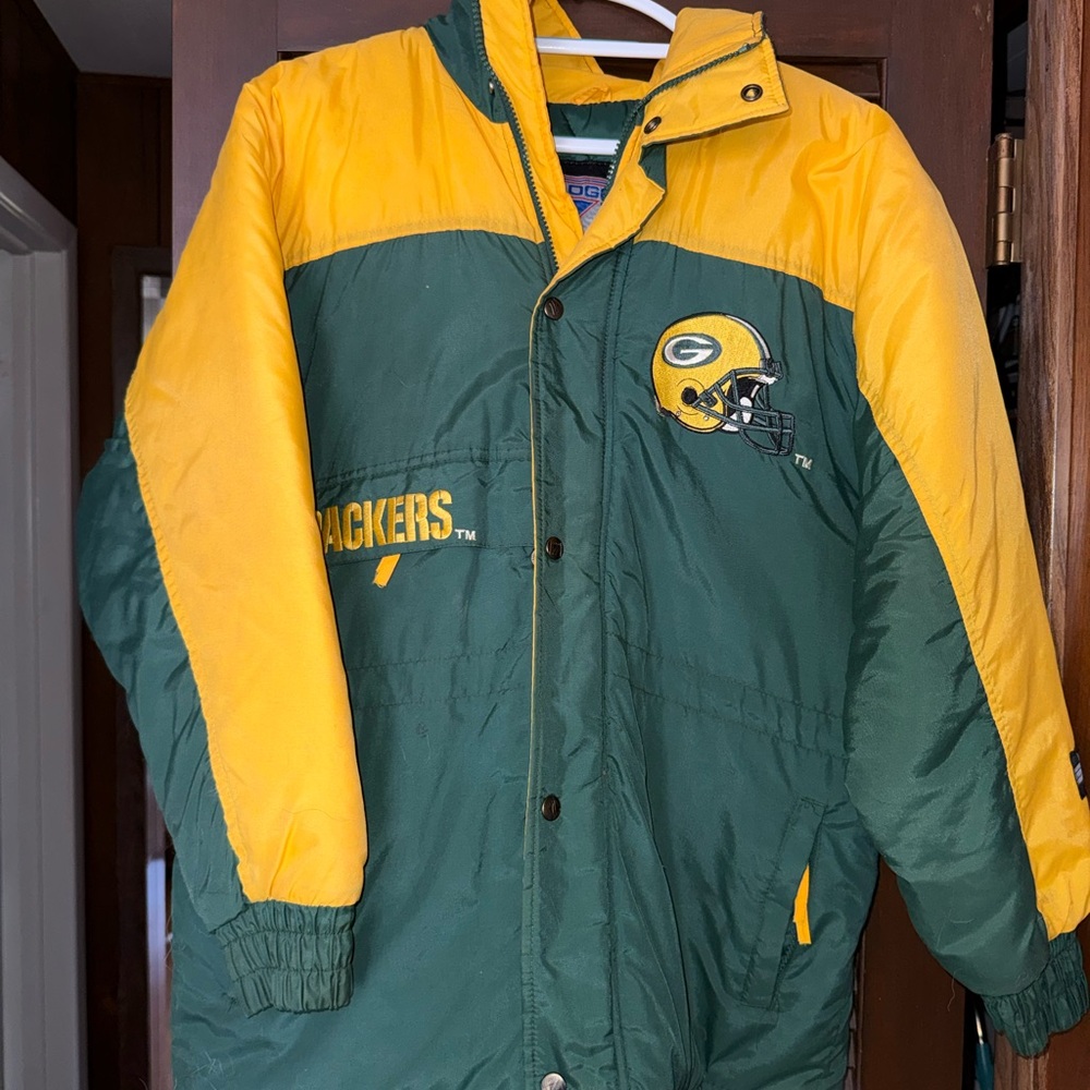 Vintage Retro Green Bay Packers Starter Puffer Jacket